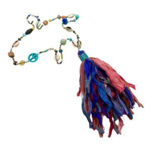 Collar con fleco de seda XL piedras, conchas y chaquira