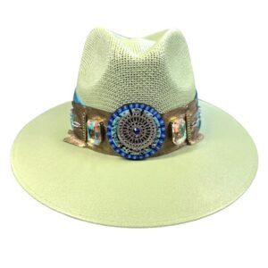 Sombrero con cinta de satin y piel color VERDE pistache