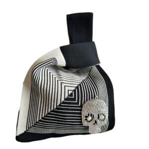 Bolsa de punto con CALAVERA color plata