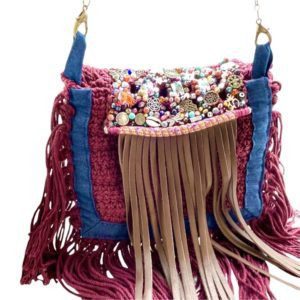Bolsa tejida “MACRAME” bordada a mano